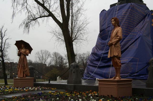 onthulling_standbeeld-joost-van-den-vondel_amsterdam-groot-beeld